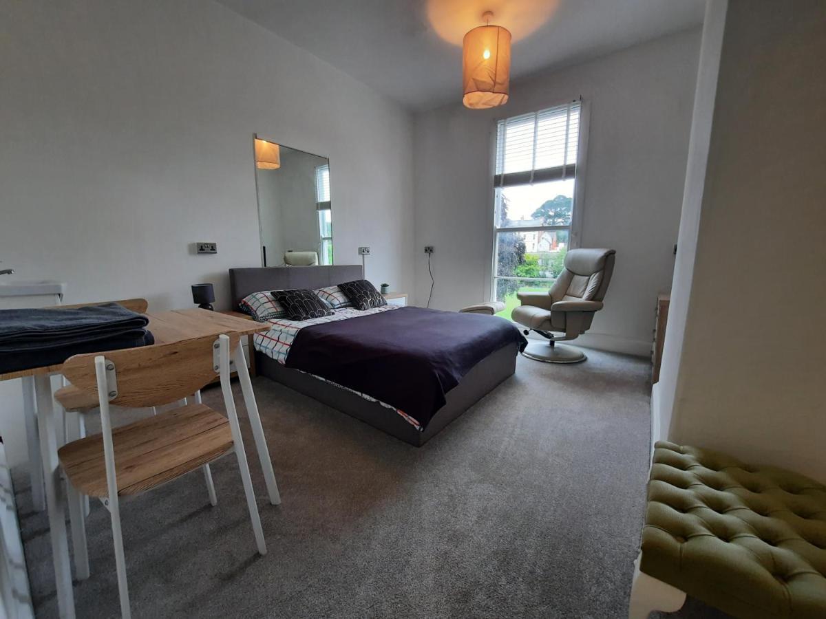Dawlish Lawn View Apartment Екстериор снимка
